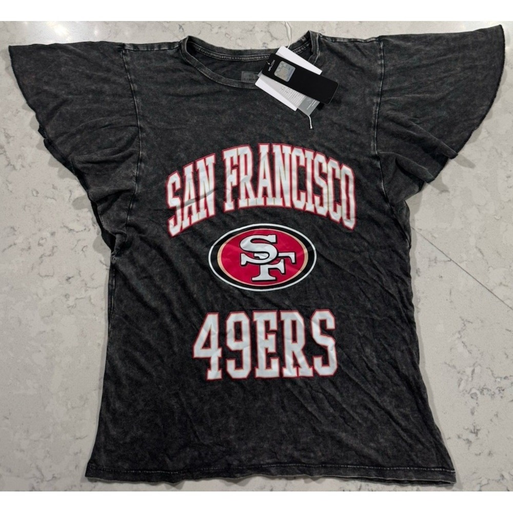 NWT San Francisco 49ers Flutter Sleeve T-Shirt Womens Small Black Relaxed Fit